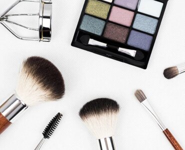 Makeup Mascara Lidschatten Foundation Concealer Puder plastikfrei